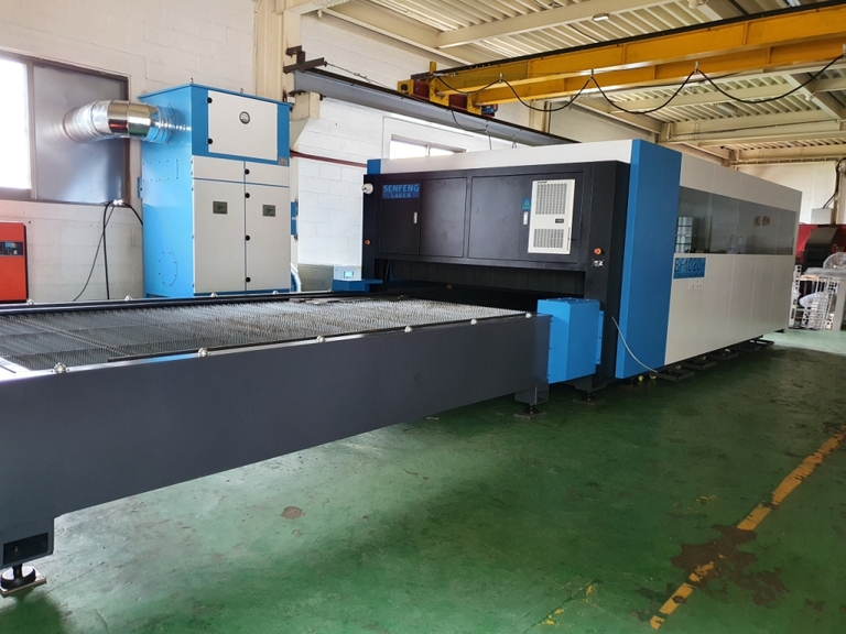 4kw  스텐 20t  철판 25t 가공 